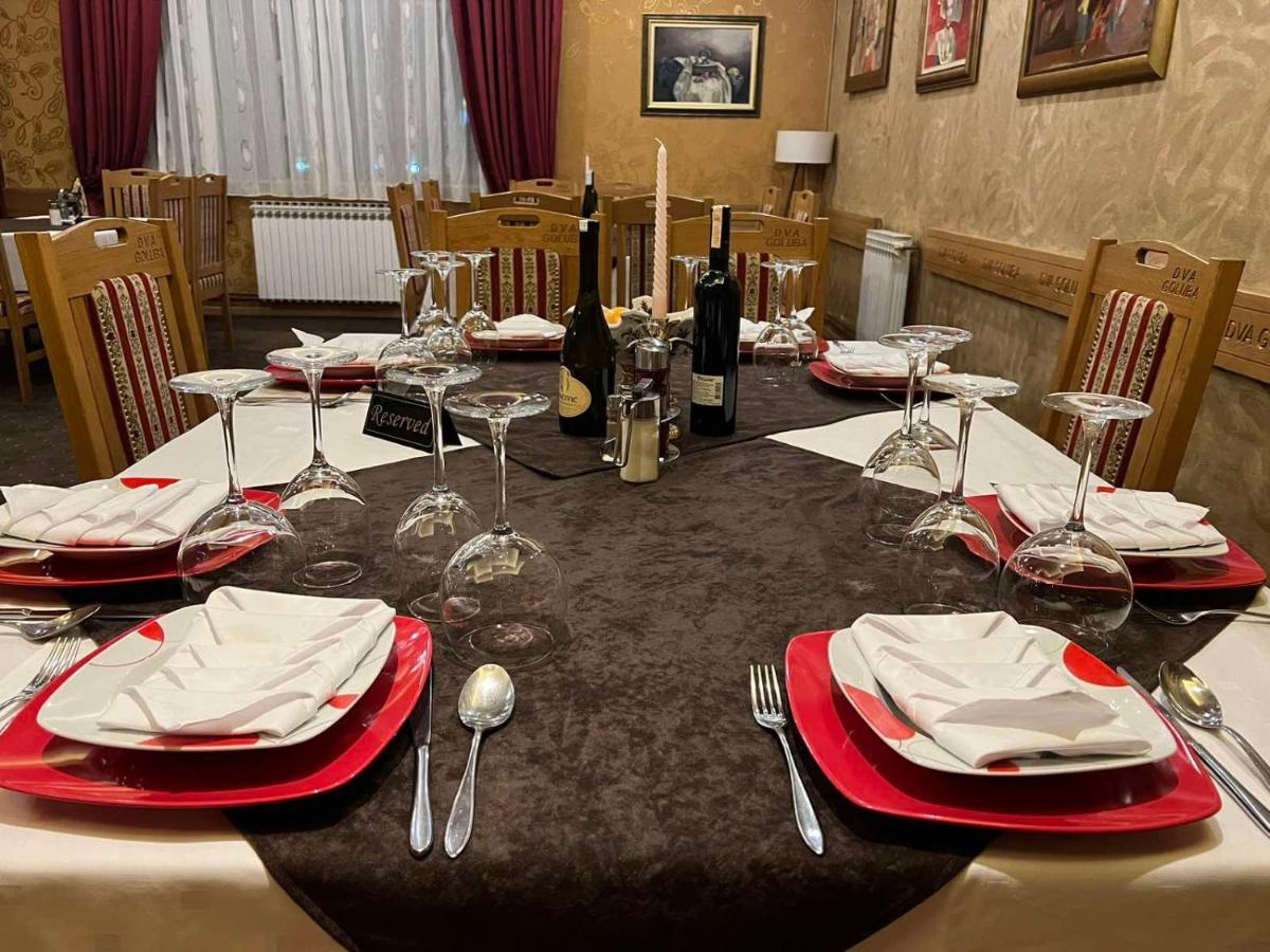פאלה Hotel Dva Goluba מראה חיצוני תמונה